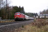 DB 232 531 ist mit dem IC 09. 12. 2006 bei Kornbach unterwegs